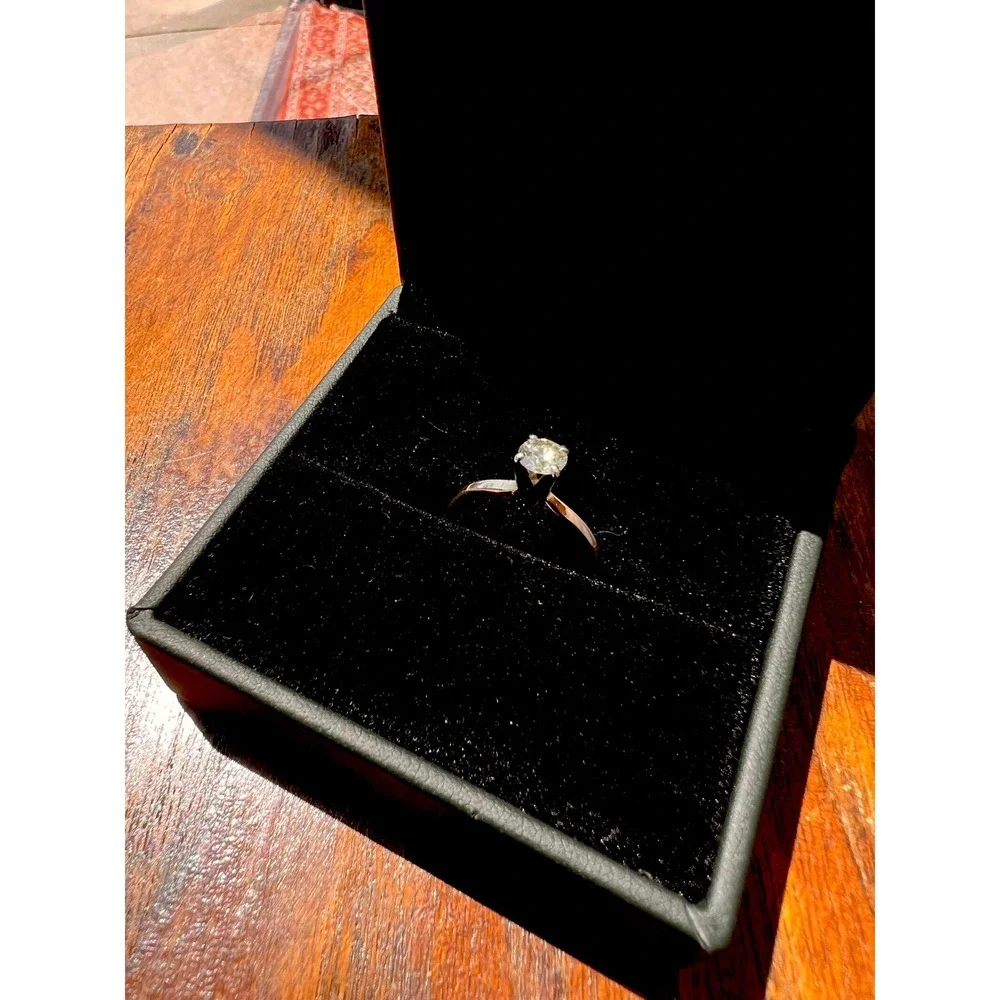 Estate 14K Gold 4-Prong Diamond Solitaire Ring Size 6.5